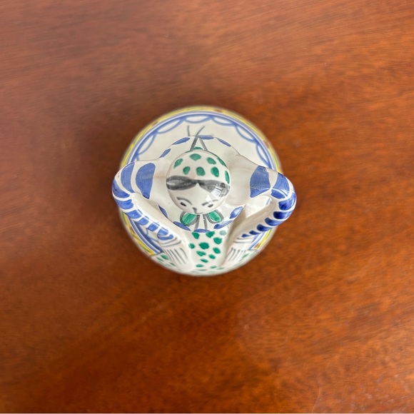 Talavera Franpesa Lady Figurine Bell Signed - Picture 8 of 8
